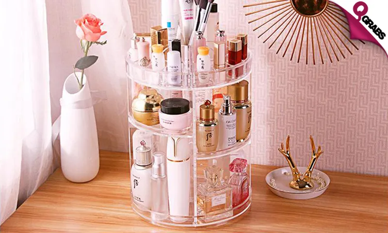 360-Degree Rotation Cosmetic Organizer!